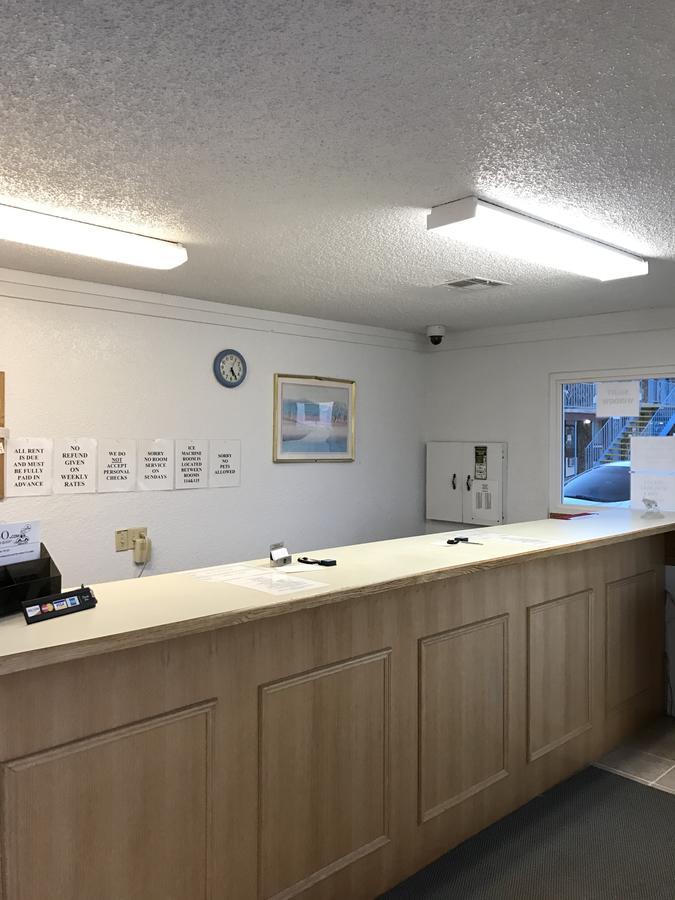Country Inn Motel Waukomis Εξωτερικό φωτογραφία